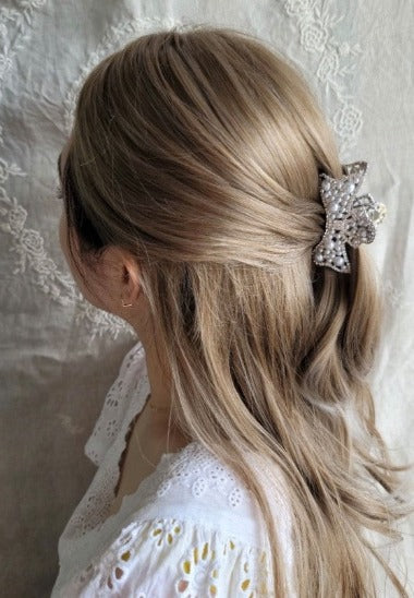 Pearl and crystal hair claw
