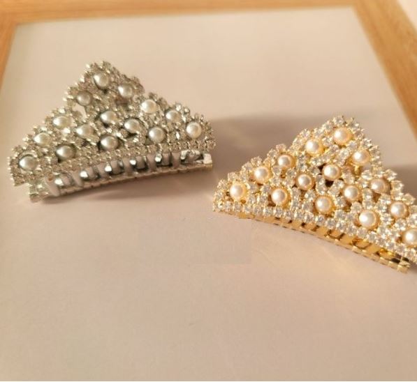 Pearl and crystal hair claw