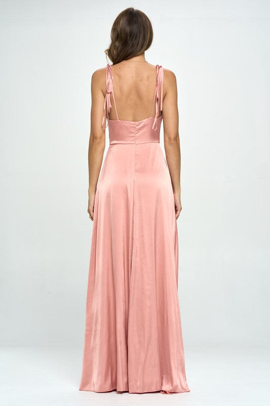 
                  
                    Solid color sleeveless maxi dress
                  
                