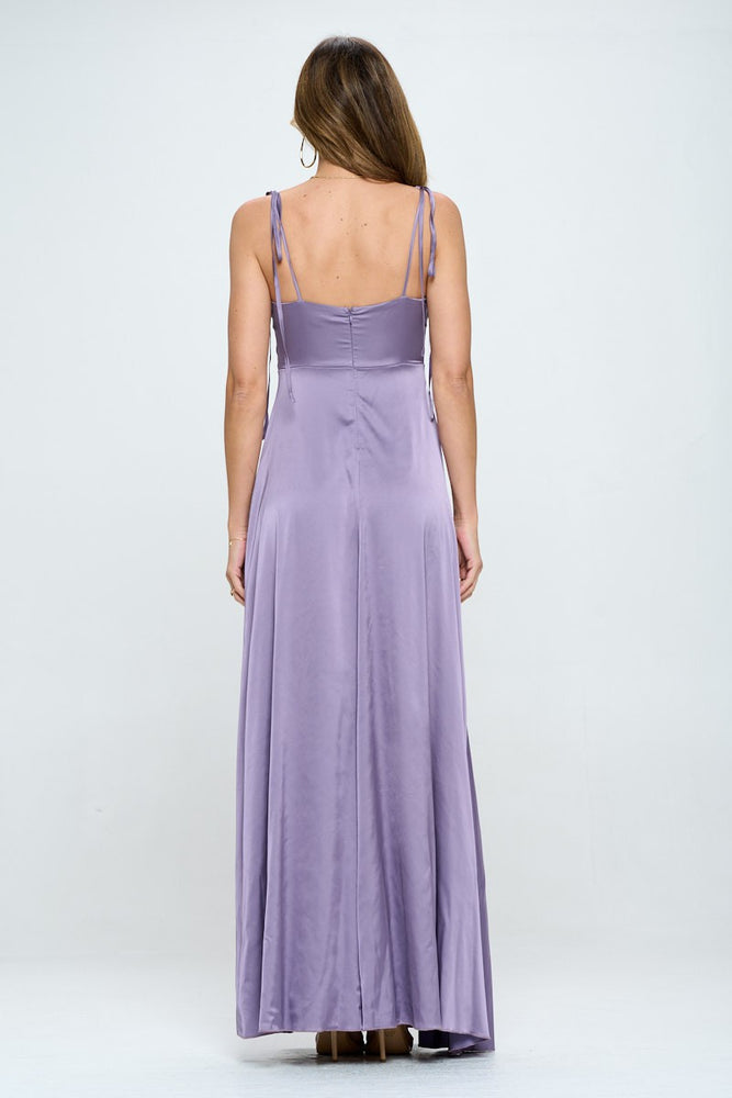 
                  
                    Solid color sleeveless maxi dress
                  
                
