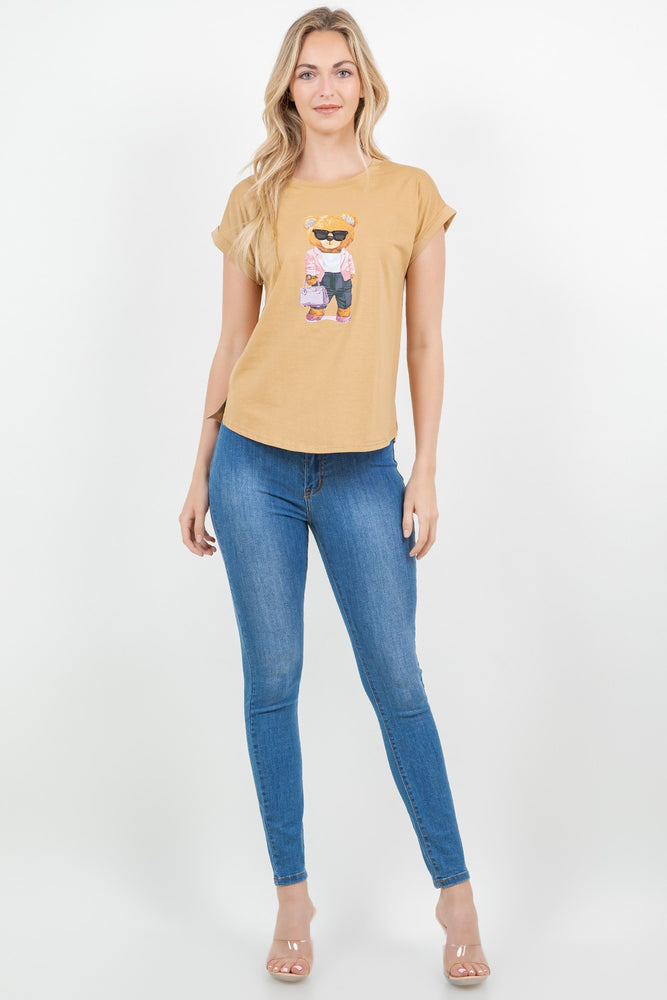 
                  
                    Executive T-shirt
                  
                
