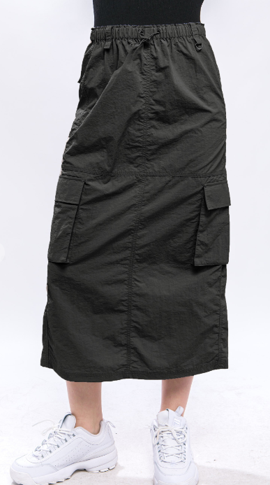 
                  
                    Cargo Skirt With Side Pocket Detail And Rear Slit
                  
                