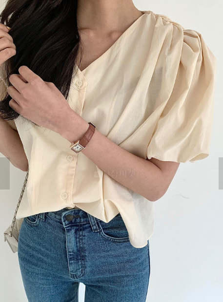 
                  
                    BTM Blouse
                  
                