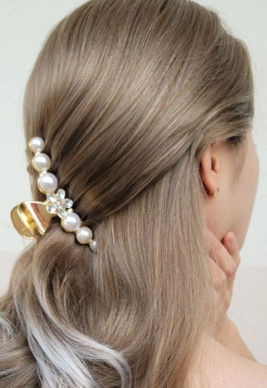 Pearl and crystal hair claw
