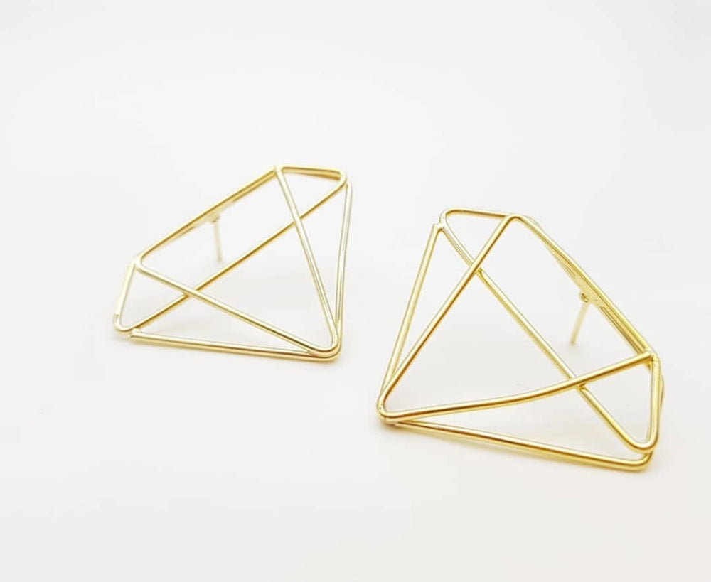
                  
                    Diamond shaped earrings
                  
                