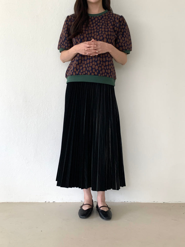 
                  
                    Faux leather Pleated Skirt
                  
                