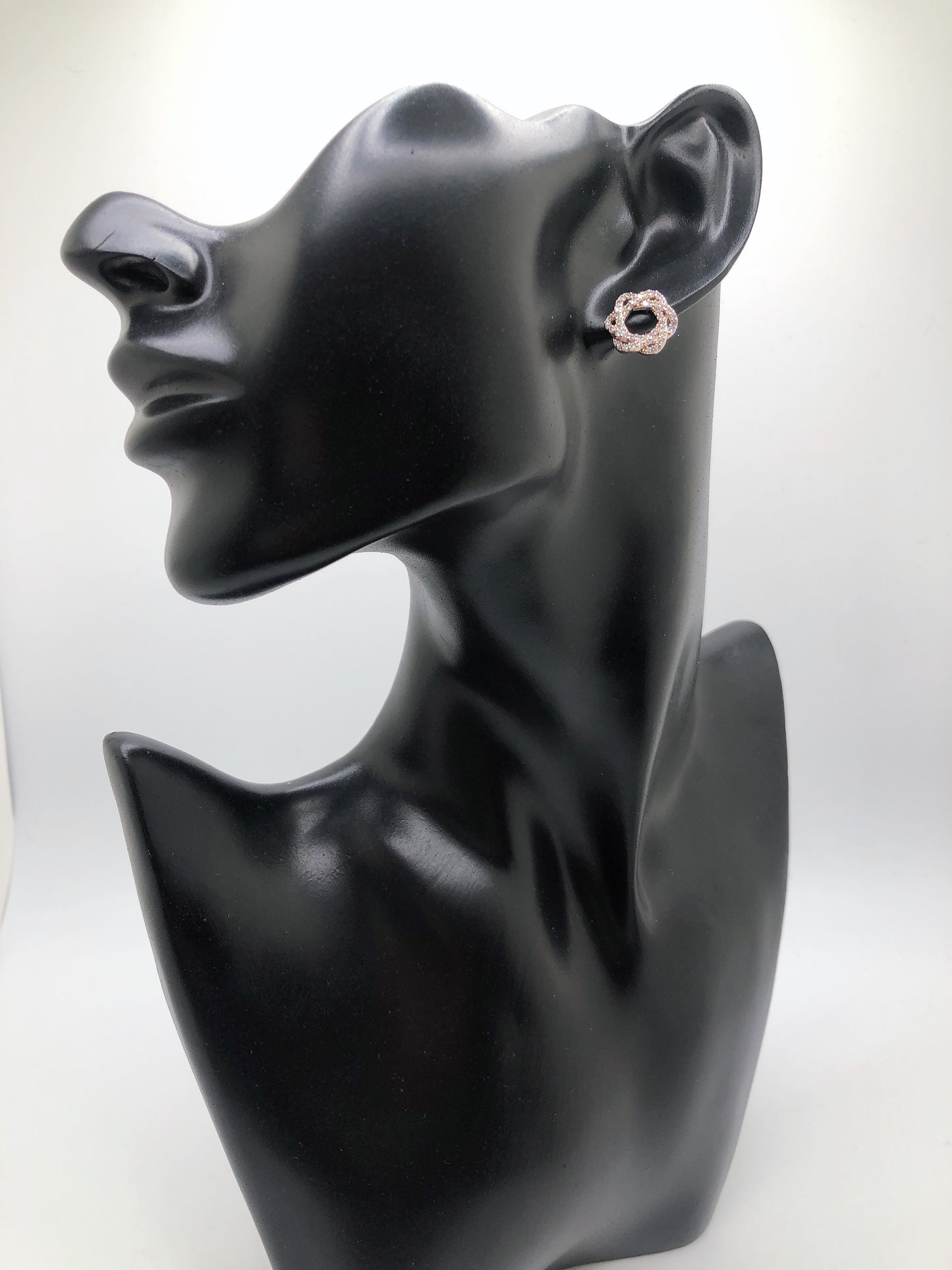 
                  
                    Flower earrings
                  
                